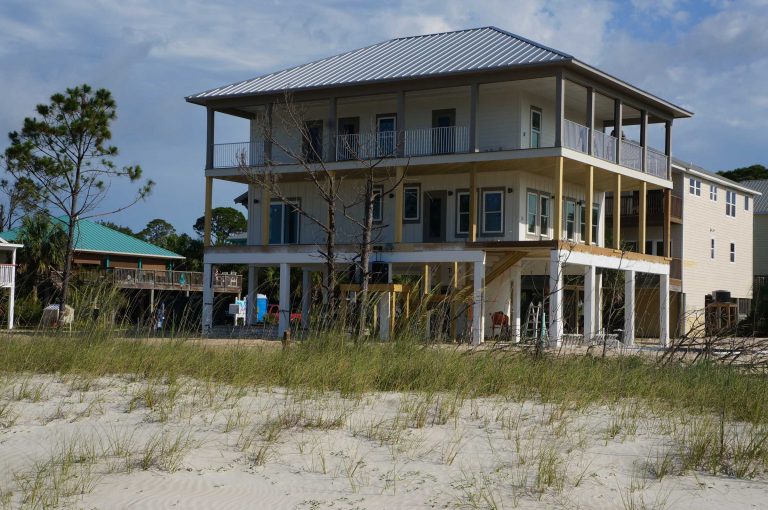 Front view of new construction home in Mexico Beach. Waterfront homes by Gulf Building Company of Port St Joe.